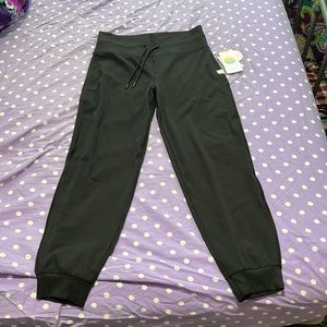 Vuori joggers